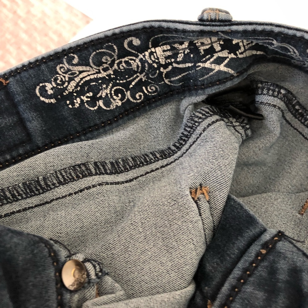 Express Jeans - Picture 3 of 4